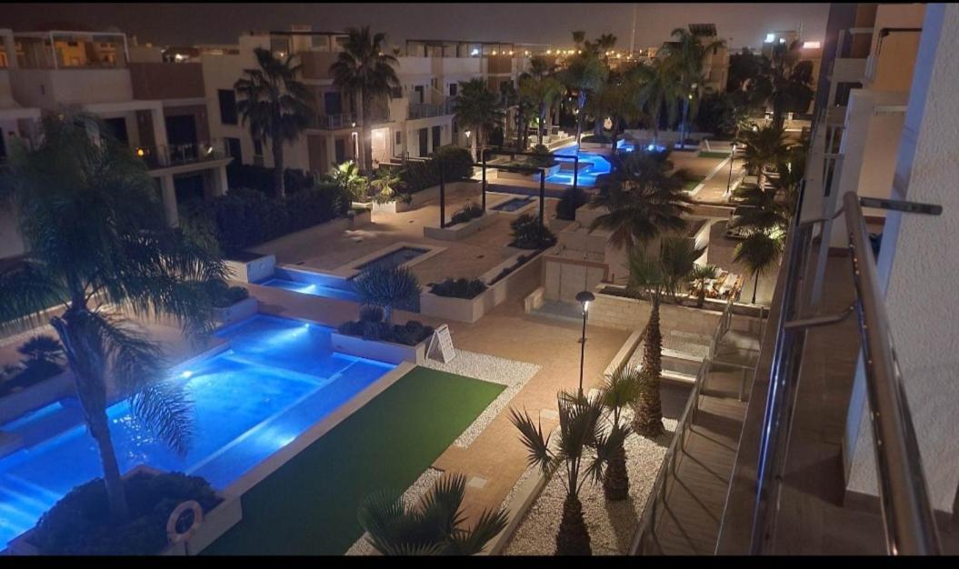 Zenia Beach オリウエラ エクステリア 写真